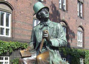 hc andersen skulptur i odesne