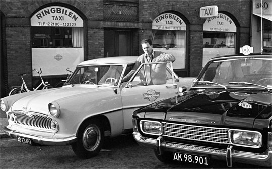 sort hvid billede af taxa syd